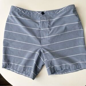 Myles Men’s 7” Lightweight Hybrid Short Stripe Size Medium Gray